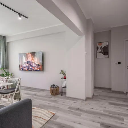Point - 1br In Center By Flat Mаnager